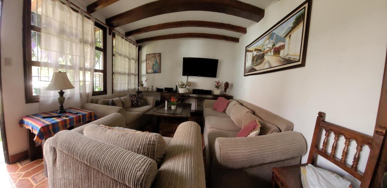 Villas Santa Ana-Ricardo Antigua Exterior foto