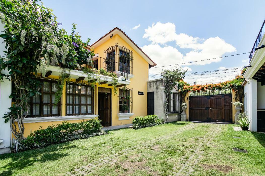 Villas Santa Ana-Ricardo Antigua Exterior foto